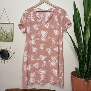 4/$16| Lush | Floral Shift Dress